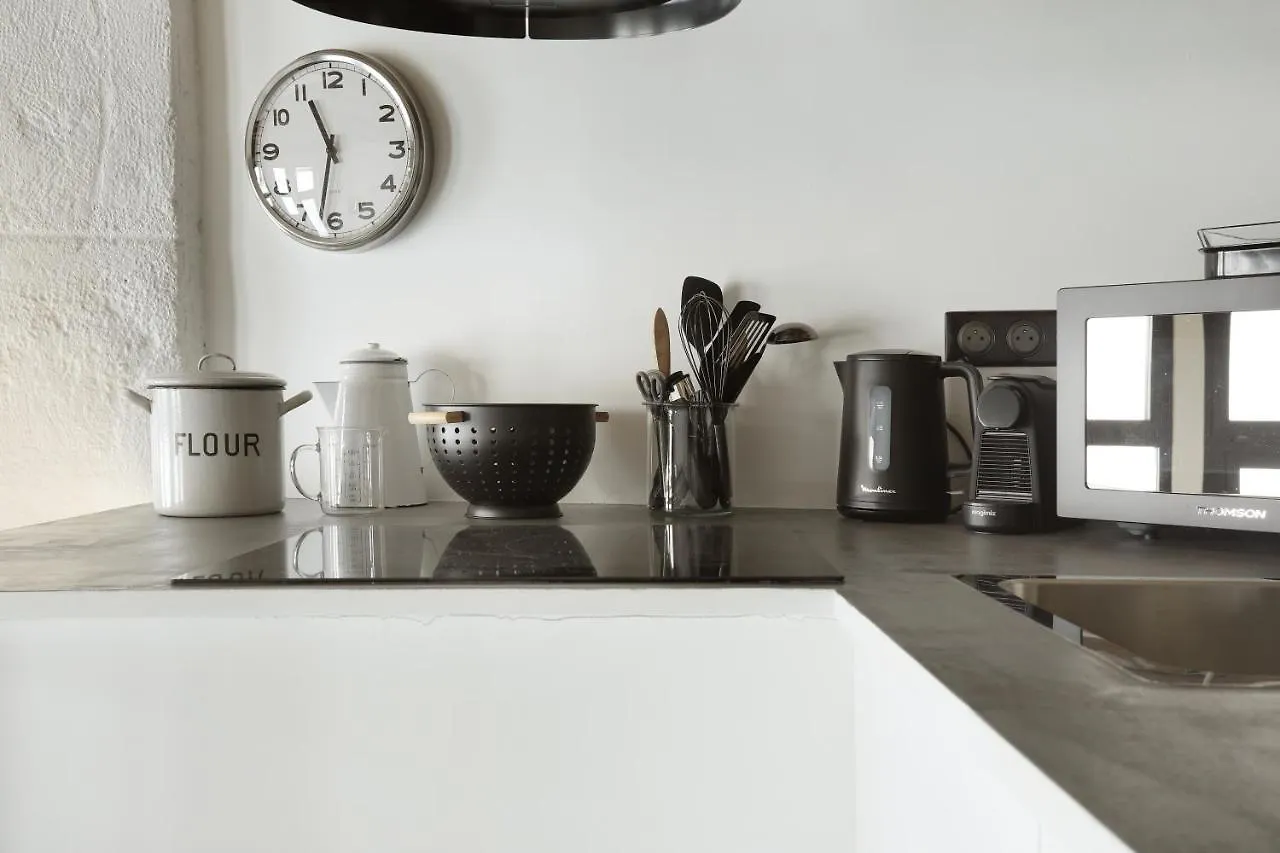 Apartment Saint Germain Des Pres By Studio Prestige Paris